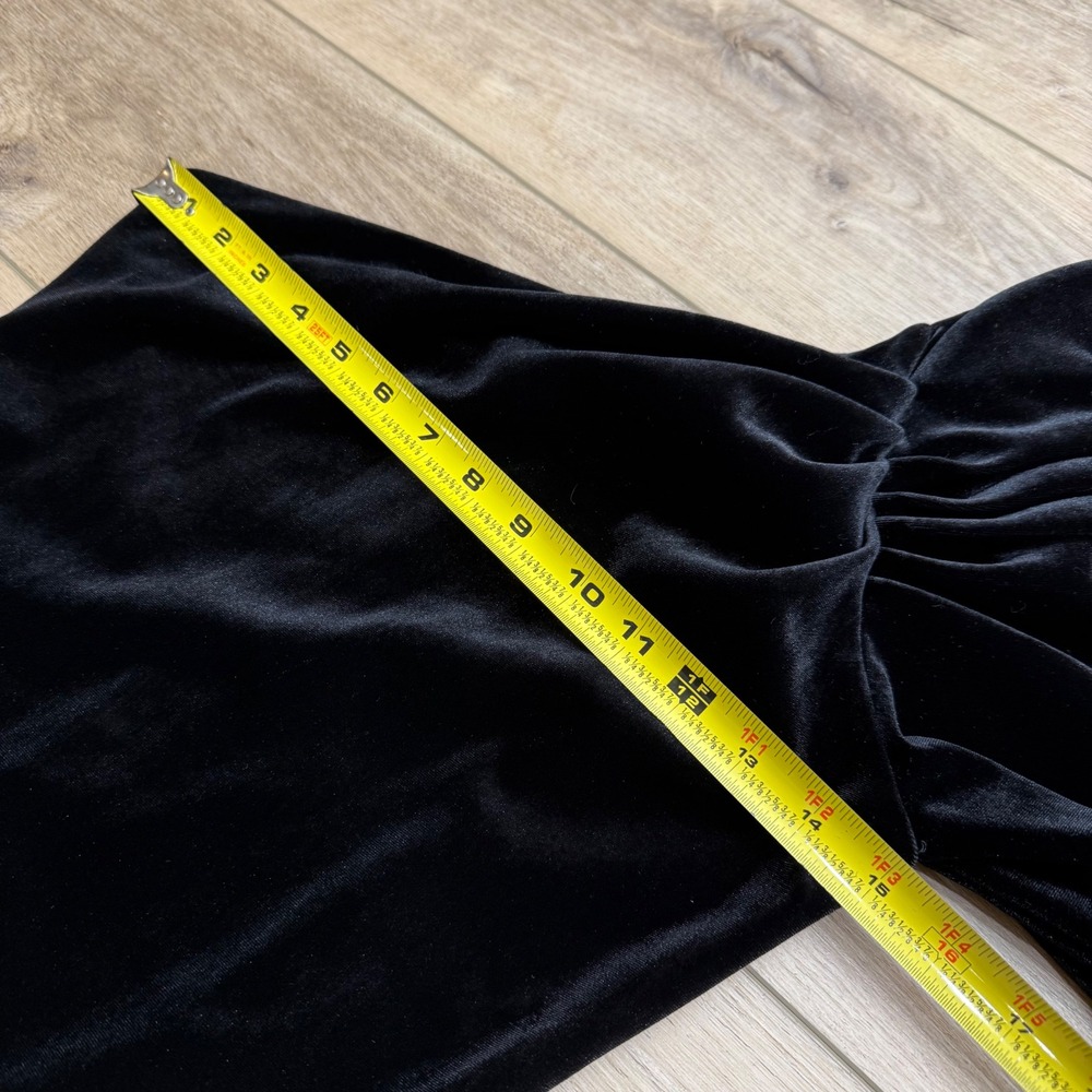 Ted Baker Black Velvet One Shoulder Sleeve Modern Minimalist Cocktail Dress Sz 1 - Picture 9 of 12